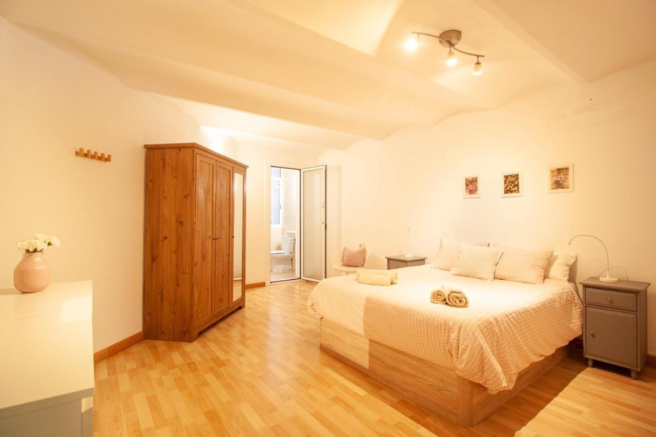 Apartamento zona Sagrada Familia Barcelona Exterior foto